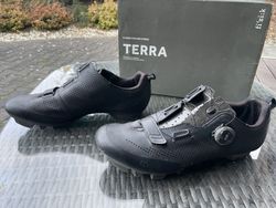 Tretry na horské kolo Fizik Terra