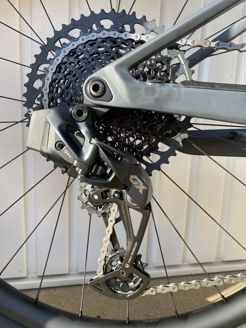 Canyon Lux Trail CF 8