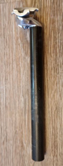 Karbonová sedlovka 27,2 mm / 300 mm