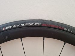 2 x Vittoria Rubino Pro Graphene 2.0 700 X 25