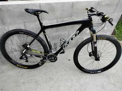 Horské kolo Felt carbon