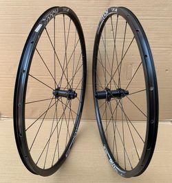 Kola gravel-road DT SWISS R 500, JAVAX R519 CL Disc Tubeless 24/24 - 1695g