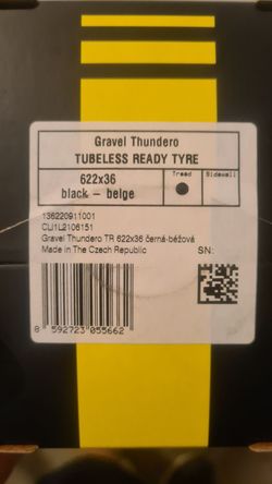 Prodám nový plášť Tufo Gravel Thundero 700x36 černá-béžová