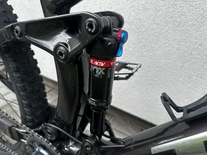 Celoodpružený TREK Fuel EX 8 Gen 5 2022 1000km velikost XL, ZÁRUKA NA RÁM
