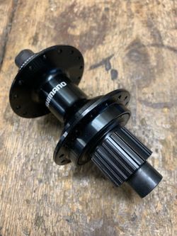 Náboj Shimano FH-MT410