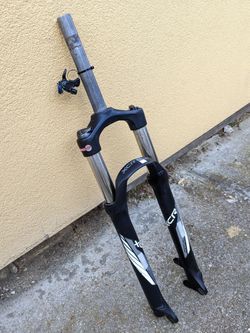 29" vidlice Suntour XCR