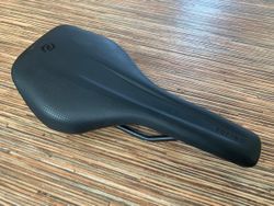 Sedlo SYNCROS TOFINO R 1.5 TITAN