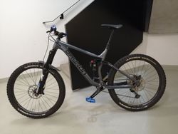 Prodám 2 enduro kola Qayron Carma MKII EN 1F 2021 - 27,5"