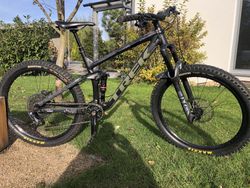 Trek Remedy 8 vel. M