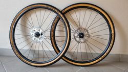 Zapletená kola SHIMANO WH-RS171 s obutím (27.5x1.50)
