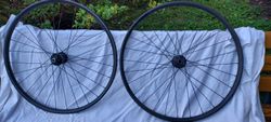 Prodám set kol Bontrager Kovee TLR 29" Boost Alu