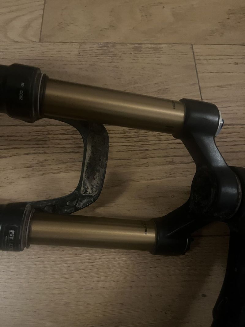 Canyon Nerve AL + vidlice FOX Float CTD
