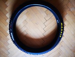 Plášť MAXXIS Assegai 27,5x2,5WT 3C TR DH casing 