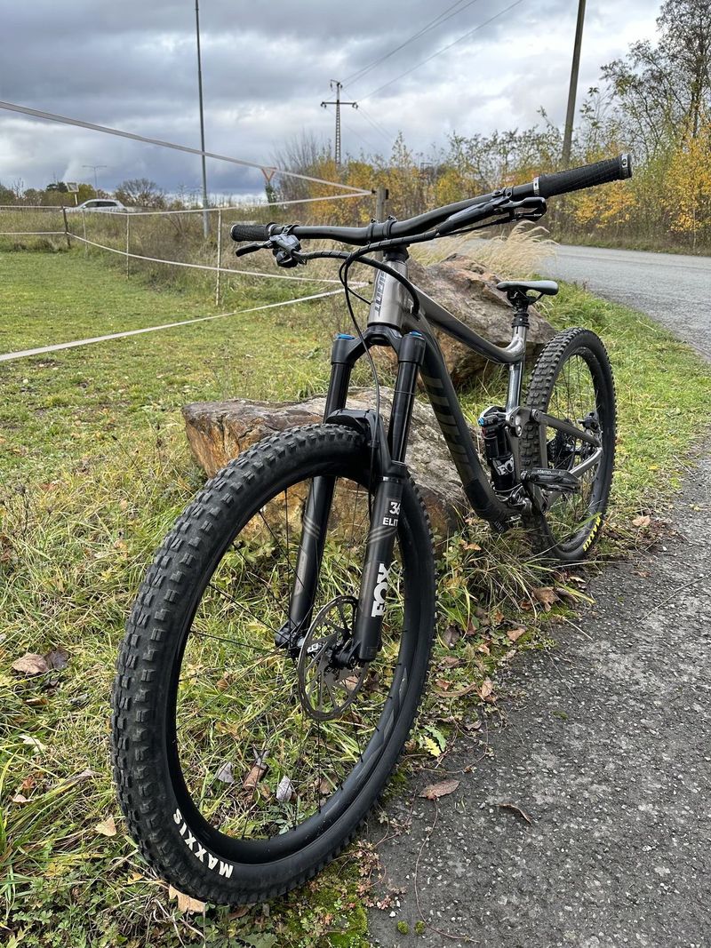 Giant Reign 29 1, vel. L - nový rám 2023