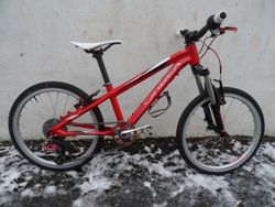 ORBEA MX 20 s vidlicí Spinner Aeris TOP stav, váha 6,995kg 