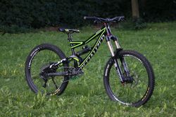 Prodám Specialized Status vel. M - Top stav!