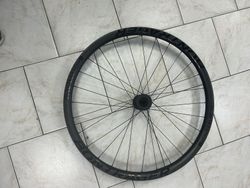 Zapletené přední kolo Bontranger KOVEE ELITE 30