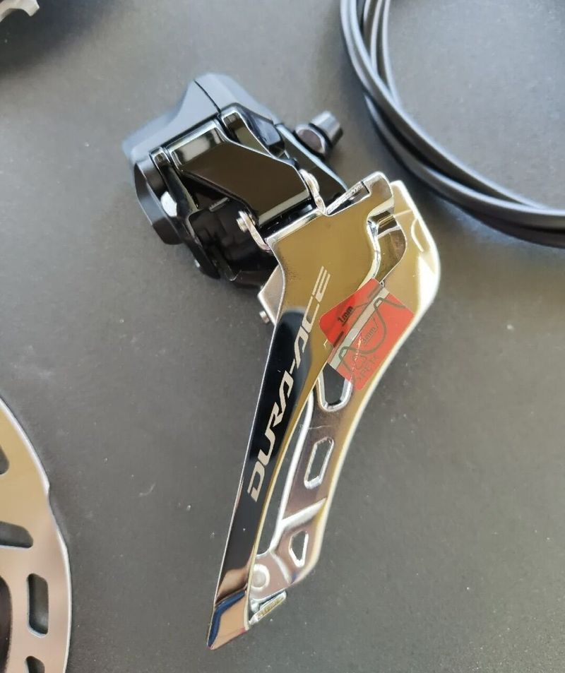 Nová sada Shimano Dura-Ace řady R9270, Di2, 2x12s, kompletní