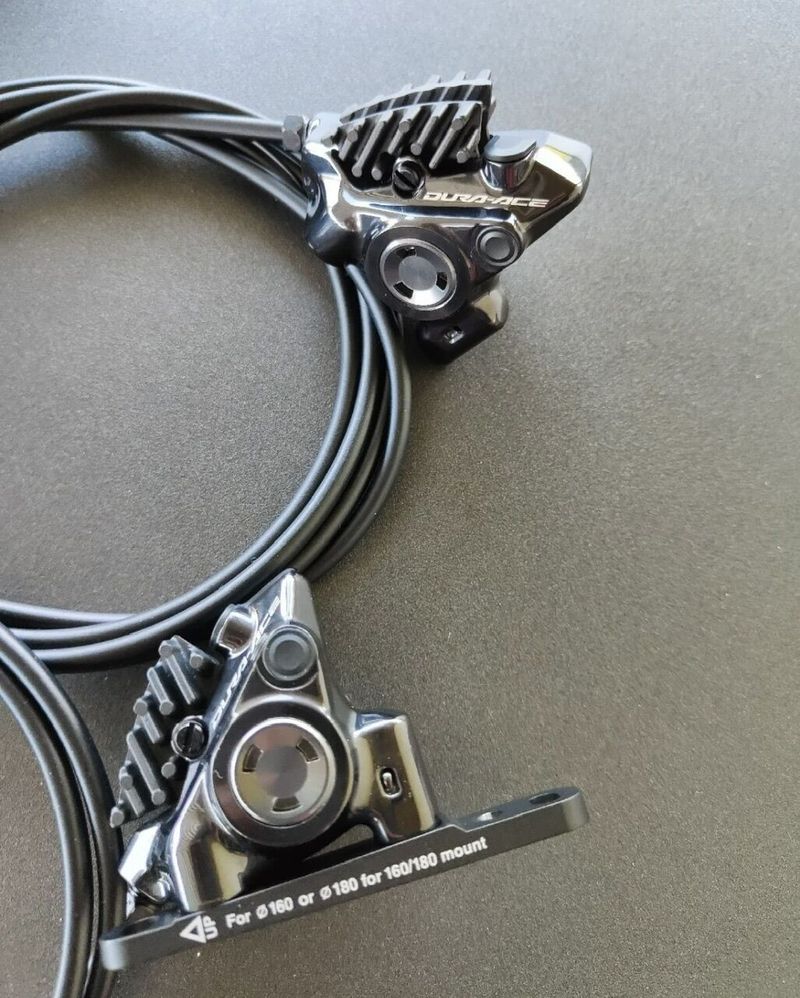 Nová sada Shimano Dura-Ace řady R9270, Di2, 2x12s, kompletní