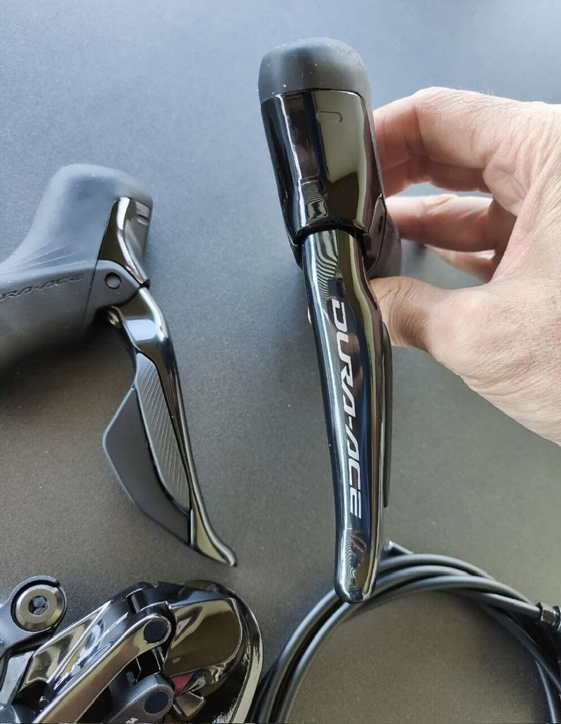 Nová sada Shimano Dura-Ace řady R9270, Di2, 2x12s, kompletní