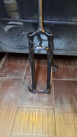 Vidlice Rock Shox Recon s ovladanim