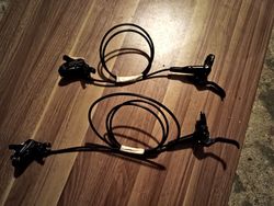 Shimano MT520 4pist