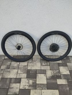 Kompletní sada zapletených kol 29 "