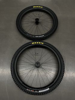 Bontrager Line Elite 30 TLR Boost (29”) - NOVÁ sada!