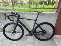 Silníční elektrokolo Scott Addict eRIDE 10 Karbon