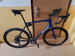 Prodám Specialized Roubaix velikost 61 s karbon koly a wattmetrem