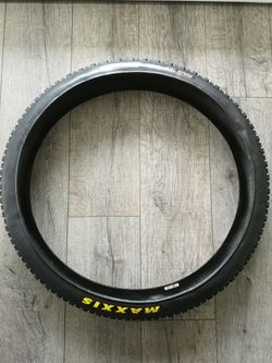 Novy Maxxis Ardent 26x2.40 TR