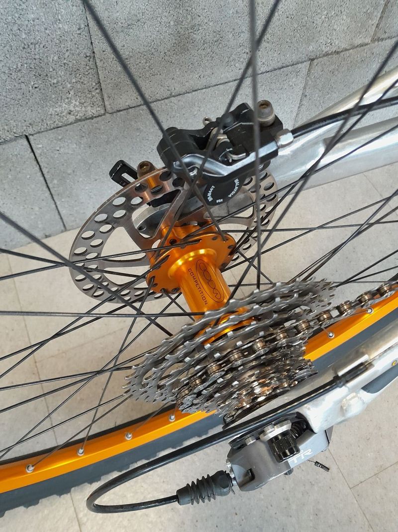 2000 Cannondale Jekyll 3000 SL, XTR, CODA expert (velikost M a L)