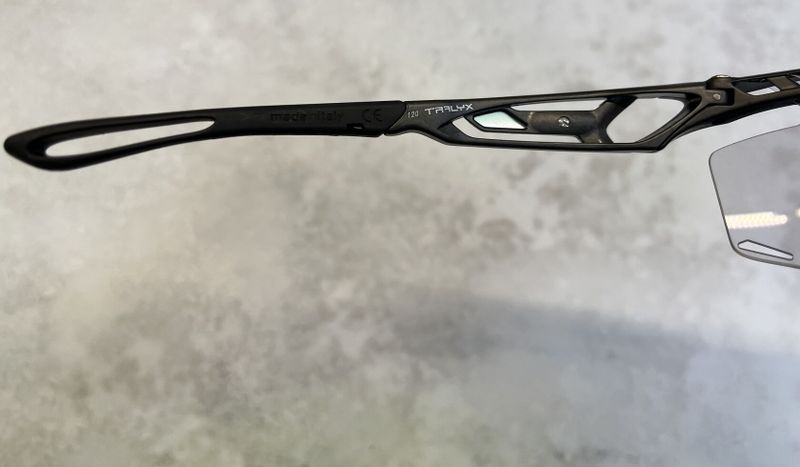 Brýle TRALYX+ GRAPHENE ImpactX Photochromic 2 Black