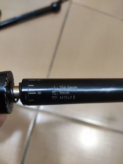 Pevná osa Rock Shox Maxle Ultimate