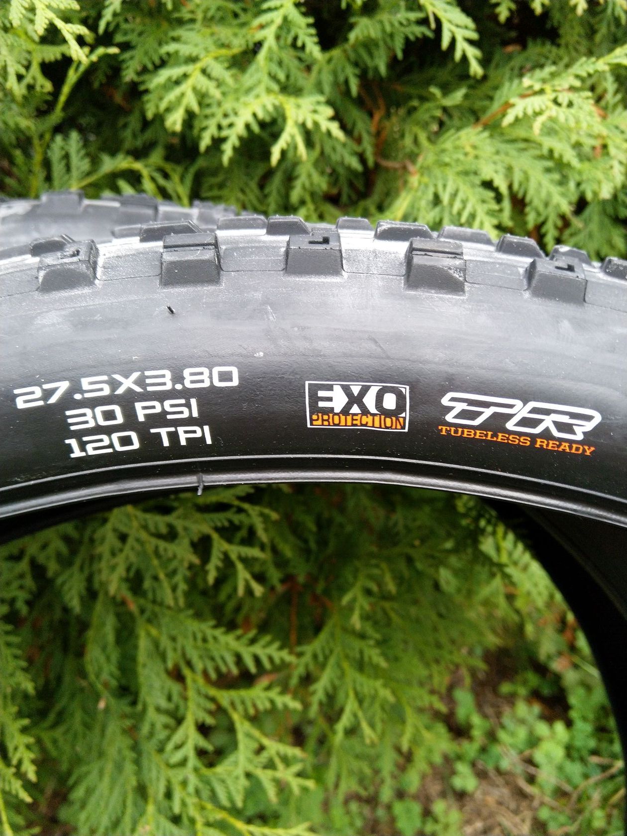 Maxxis minion fbf hotsell 27.5 x3 80