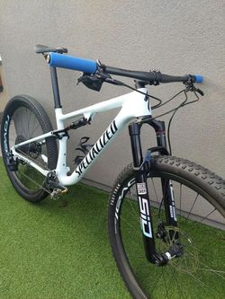 SPECIALIZED EPIC EXPERT 2023 (M) nová sada GX AXS