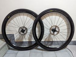 Gravel kola Mavic 