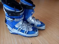 SKIALPOVÉ BOTY LOWA STRUKTURA vel.42 - NOVÉ