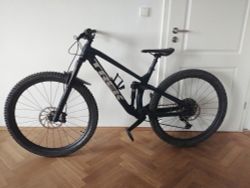 Celoodpružené karbonové kolo Trek Fuel Ex 9.7 vel. M/L