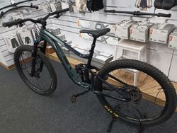 Prodám Giant Reign 1 Airglow Cold 2023