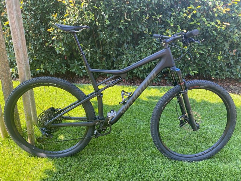 Specialized Epic Evo Comp Carbon XL r.v. 2020