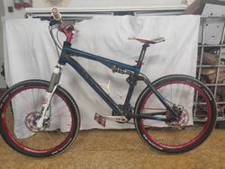 SLEVA Horské kolo CUBE AMS 100 SCR Celokarbonove Custom Build