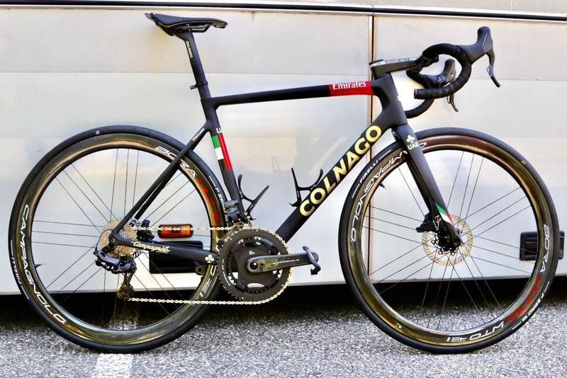 Nová rámová sada Colnago V3Rs DISC UAE TEAM EMIRATES