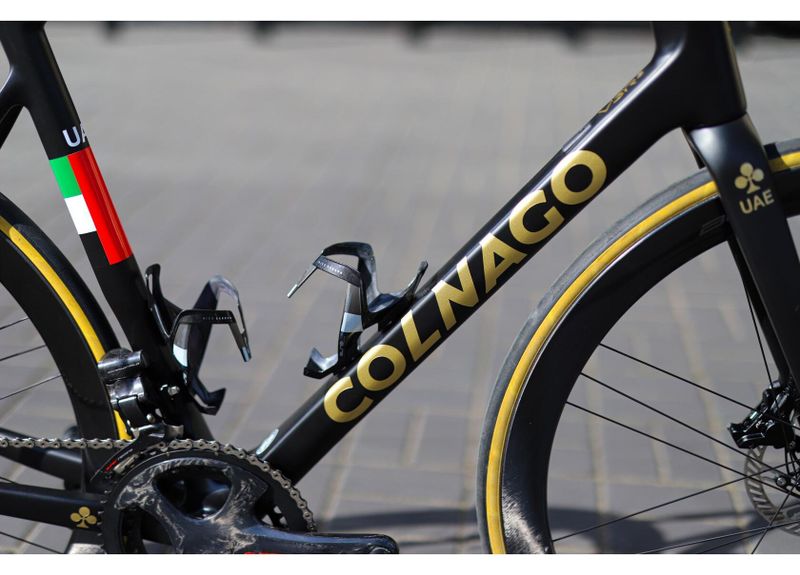 Nová rámová sada Colnago V3Rs DISC UAE TEAM EMIRATES