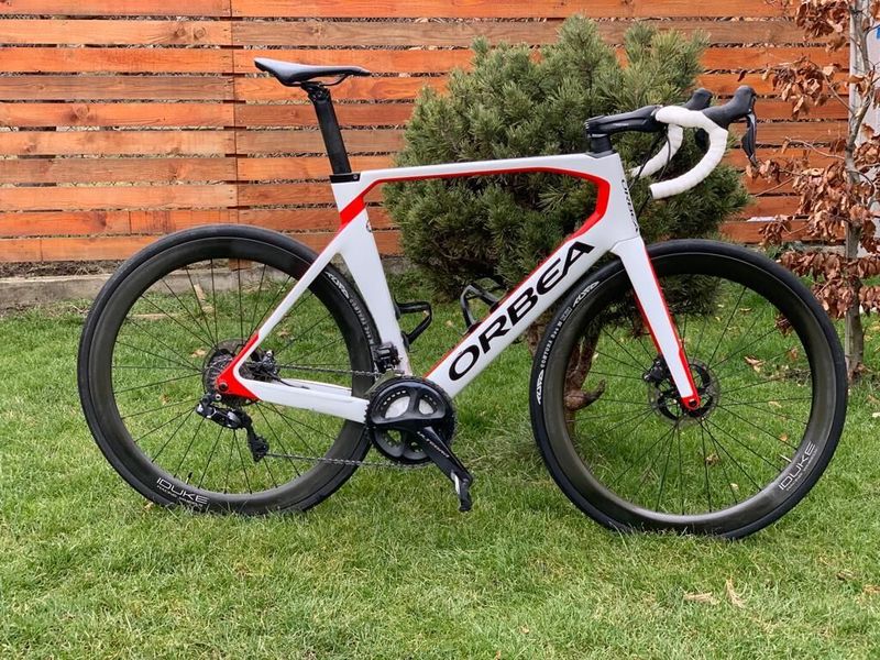 Orbea Orca Aero Ultegra DI2, velikost 57, wattmetr