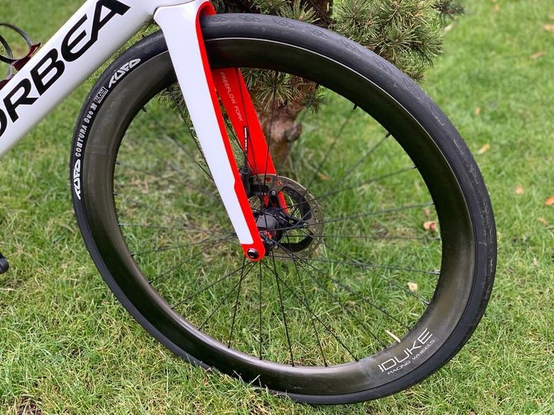 Orbea Orca Aero Ultegra DI2, velikost 57, wattmetr