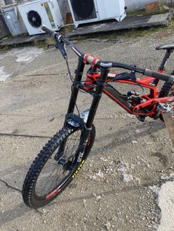 YT Industries Tues CF PRO 2018
