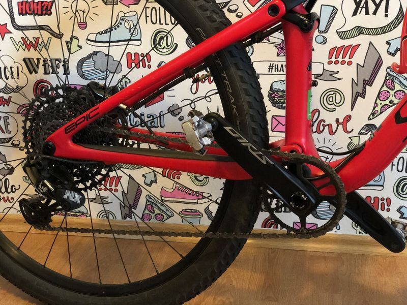 Specialized Carbon Epic - V PERFEKTNÍM STAVU