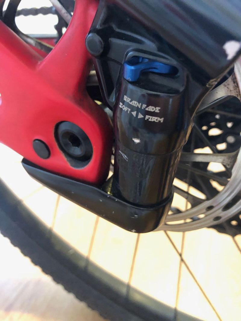 Specialized Carbon Epic - V PERFEKTNÍM STAVU
