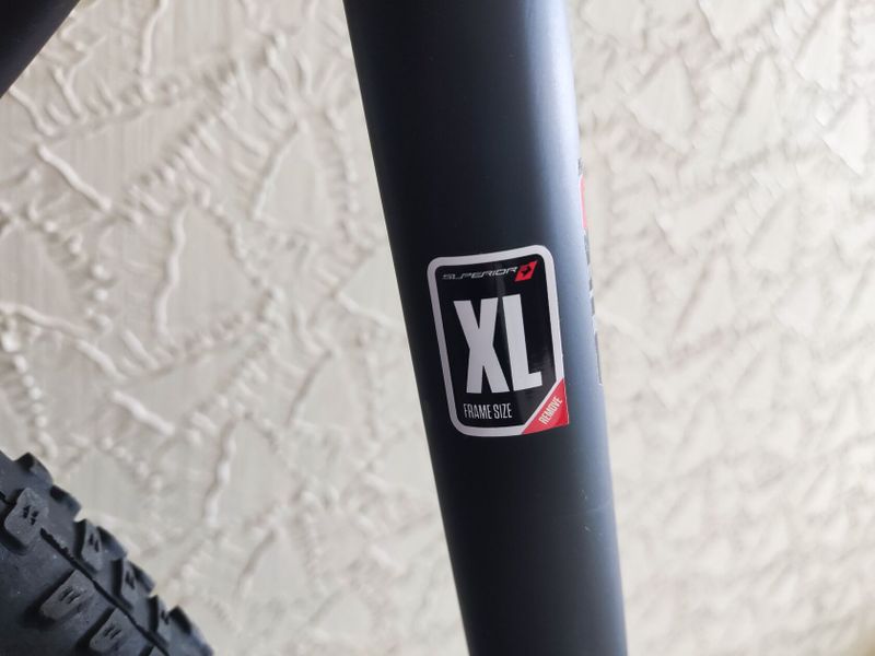 Superior 29“ XP 929 XL karbon, v provozu od 2021, nový rám